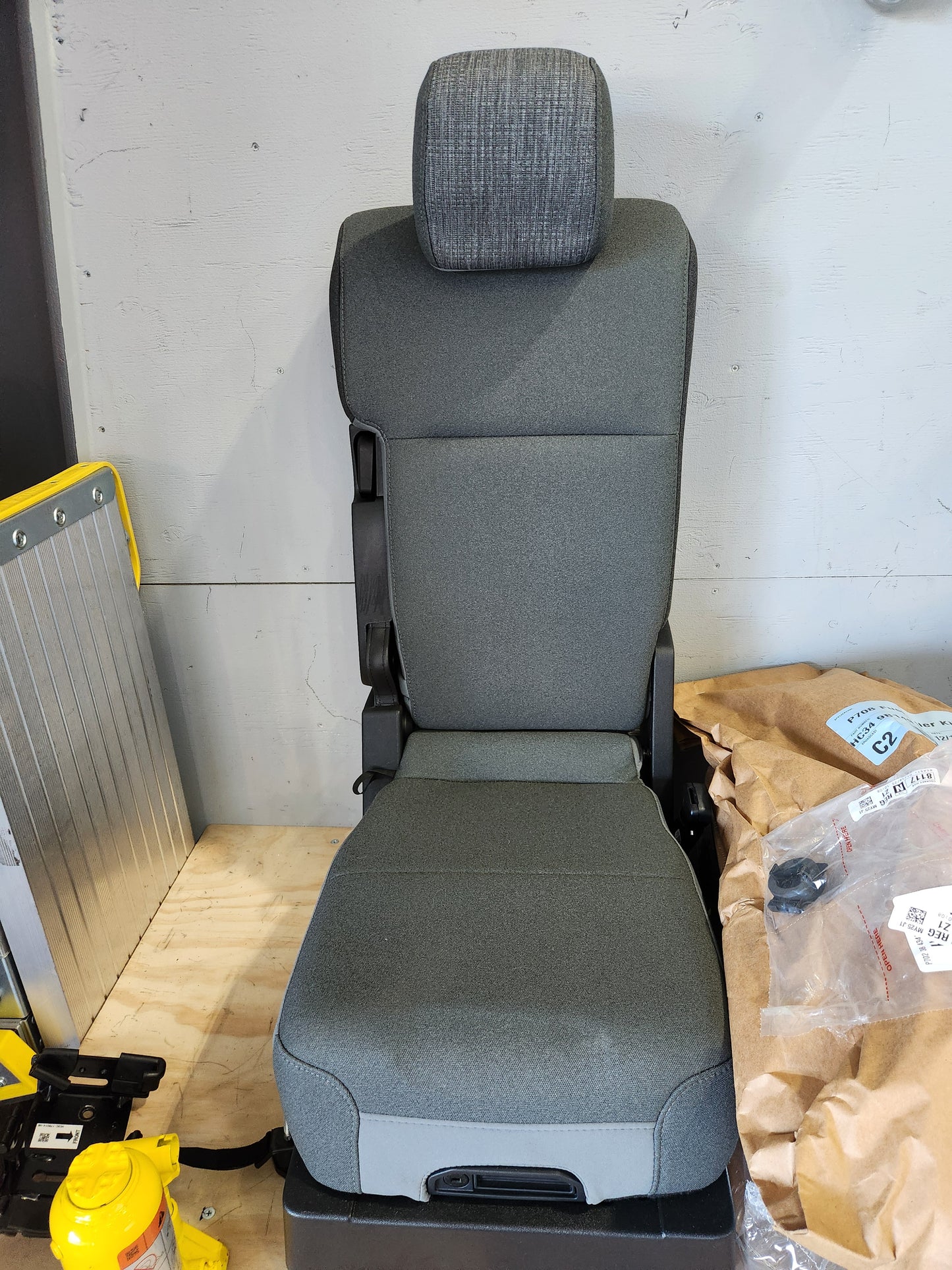 Seat, Center Console, Grey Cloth, Ford Super Duty, HC3A-9660020-BG Cush