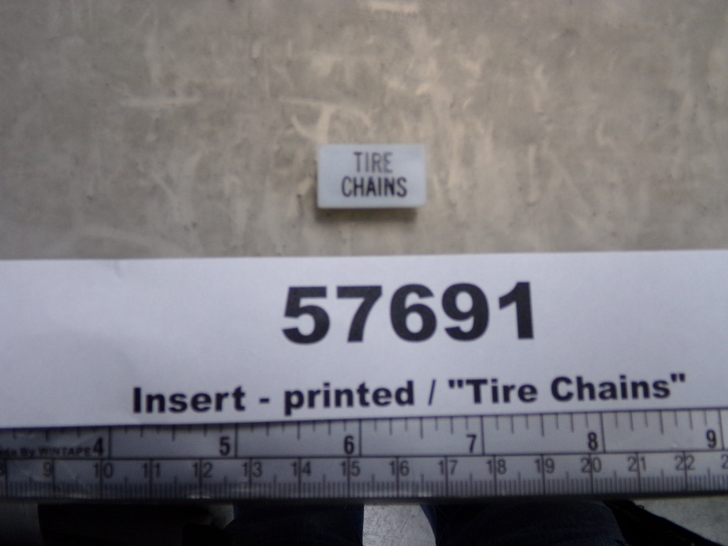 Insert, 'TIRE CHAINS', White, Switch Label Window, Transportation Safety